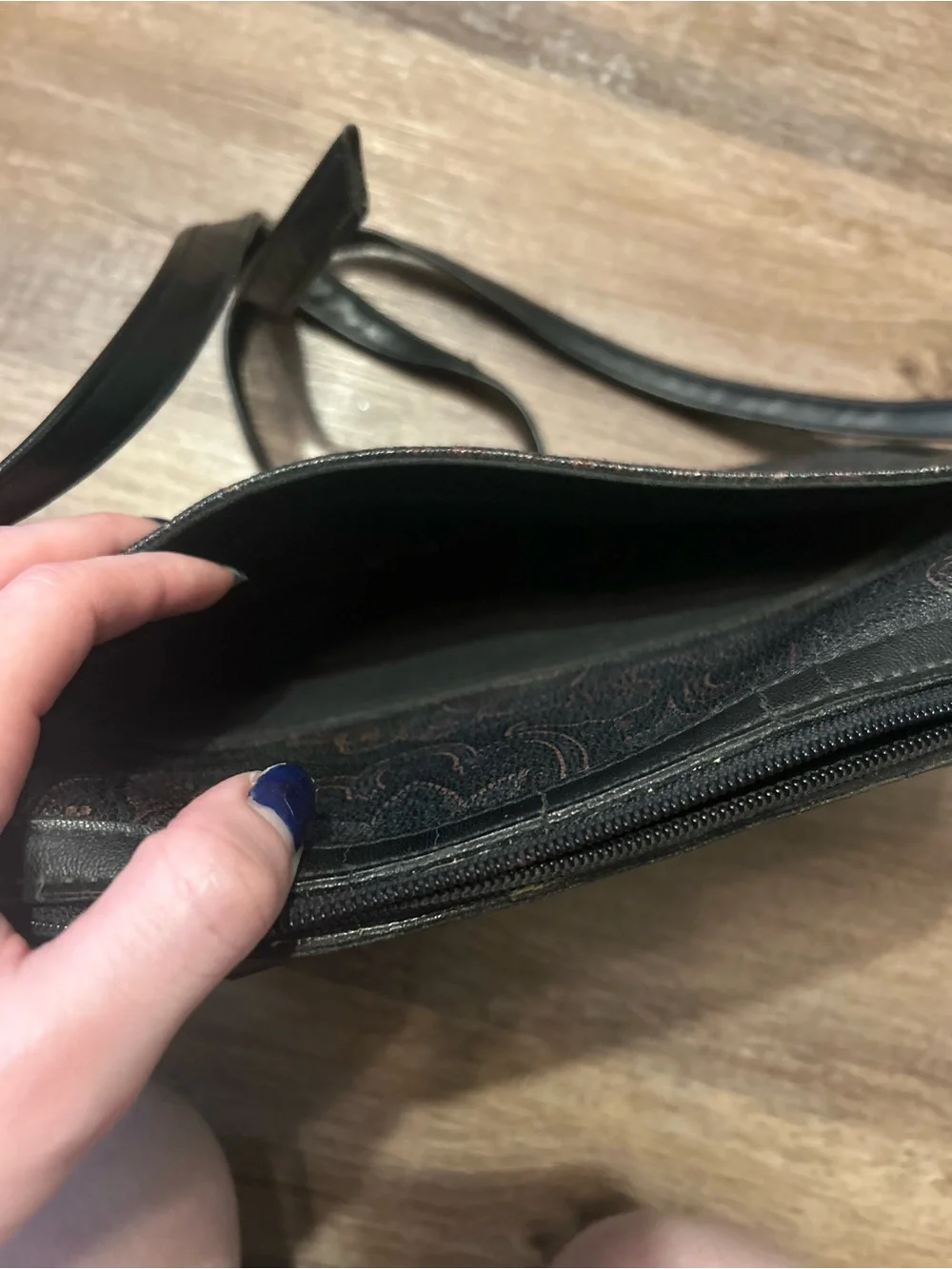 Vintage Liz Claiborne Black Leather Paisley Pattern Crossbody Bag